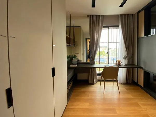Leonora Interior 4